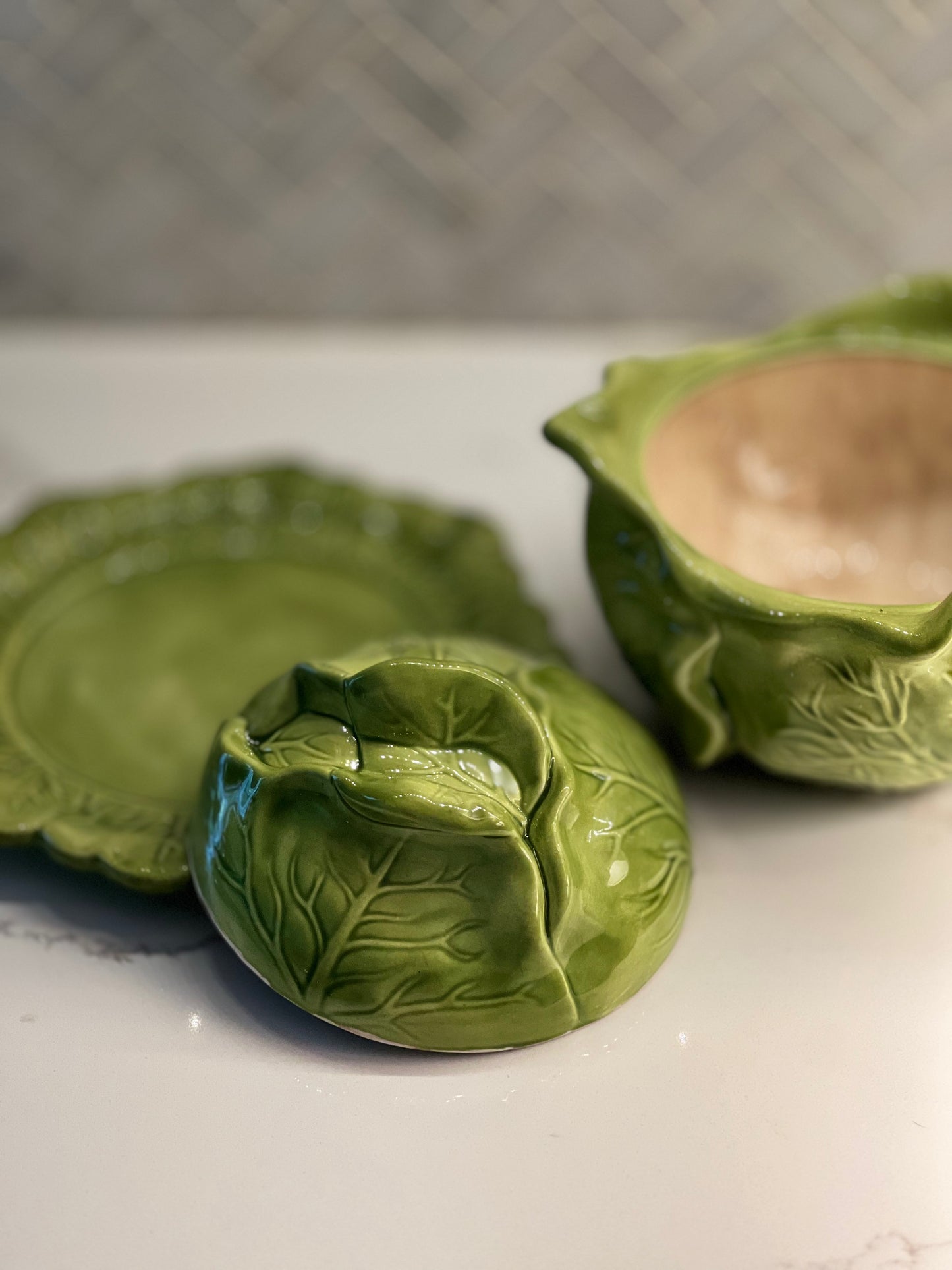 Vintage 1987 Holland Mold Cabbage Serving Bowl Set